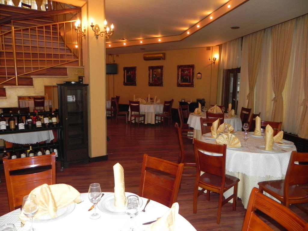 Hestia Hotel Calarasi (Calarasi) Exterior foto