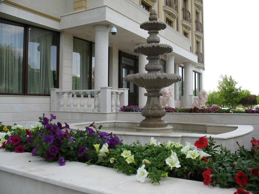 Hestia Hotel Calarasi (Calarasi) Exterior foto